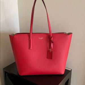 Margaux large tote color: hot chili